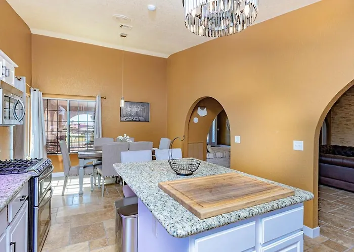 Havasu Acoma - Pool, Spa, Game Room, Sleeps 16 * Lake Havasu City